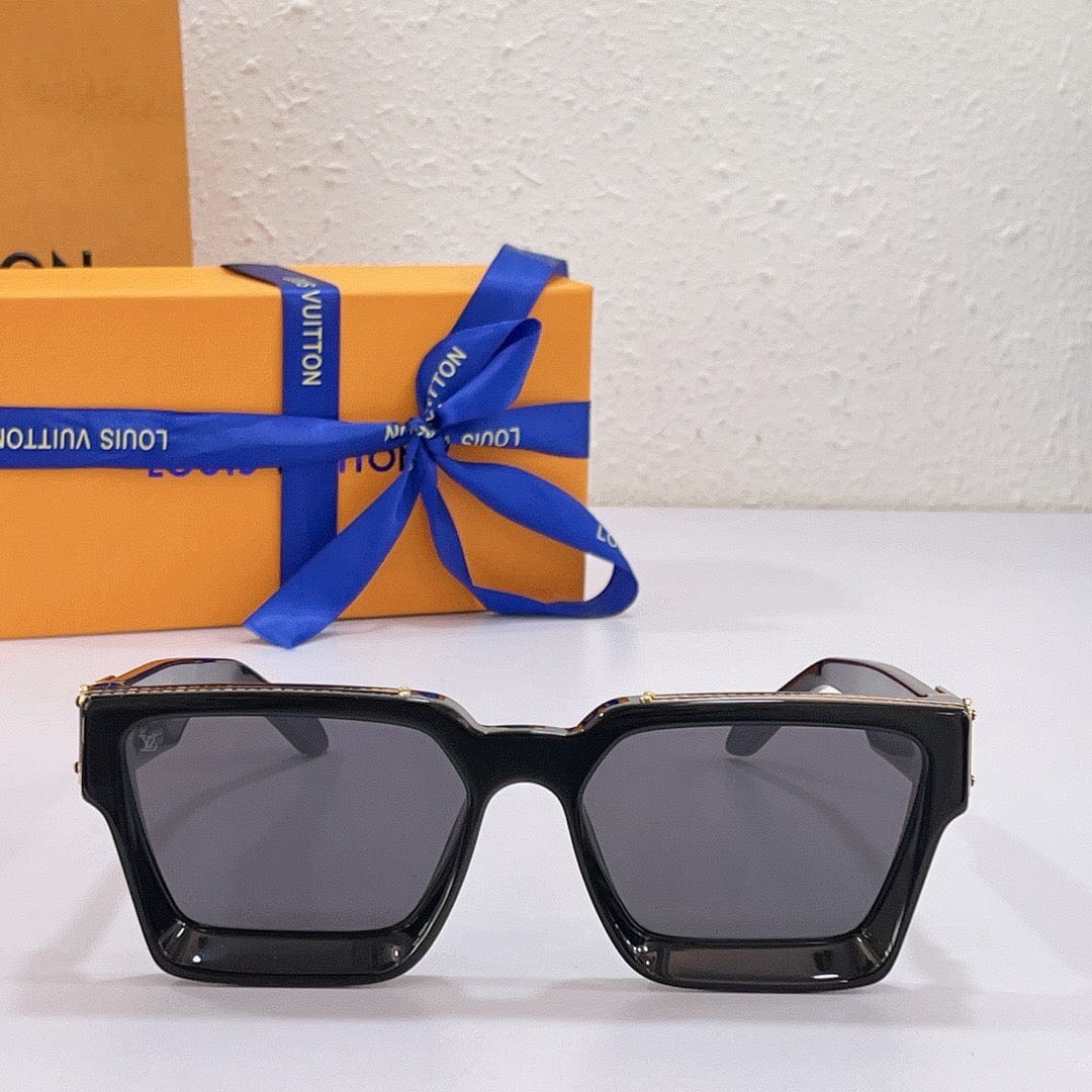 LV Premium Black